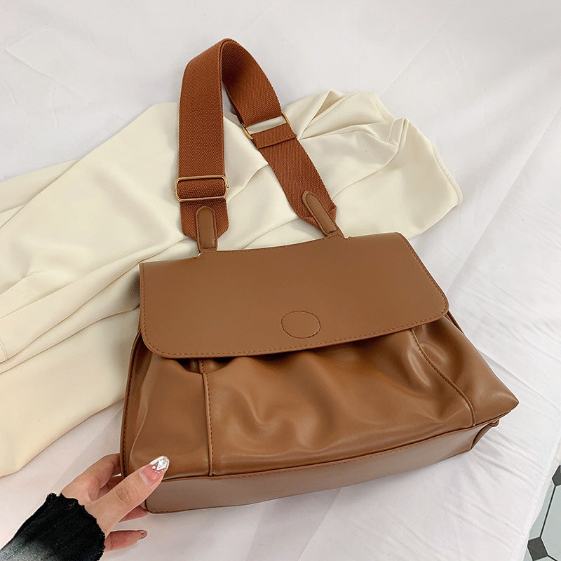 Sac fourre tout bandoulière simple plissé et souple pour femme