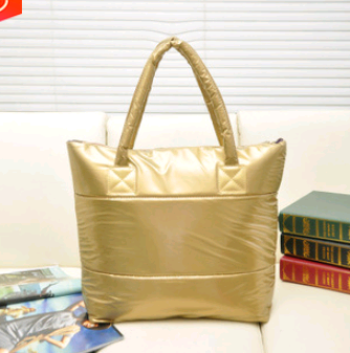 Sac fourre tout bandoulière type shopping bag pour femme