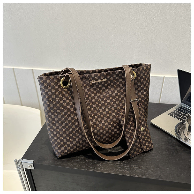 Sac fourre tout bandoulière motif damier pour femme