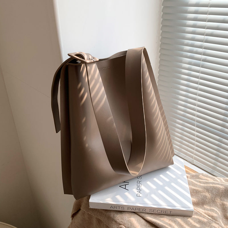 Sac à bandoulière polyvalent de grande capacité pour femme