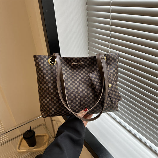 Sac fourre tout bandoulière motif damier pour femme