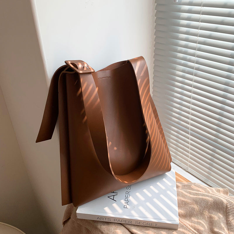 Sac à bandoulière polyvalent de grande capacité pour femme