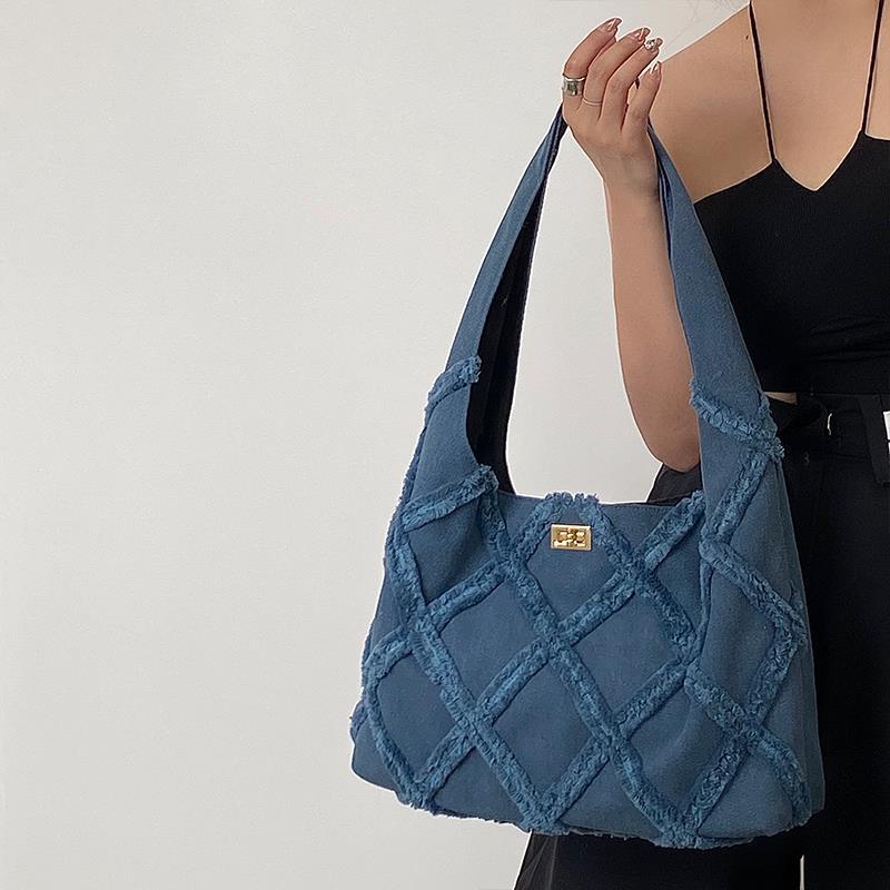 Sac bandoulière en tissu couleur jean tendance pour femme