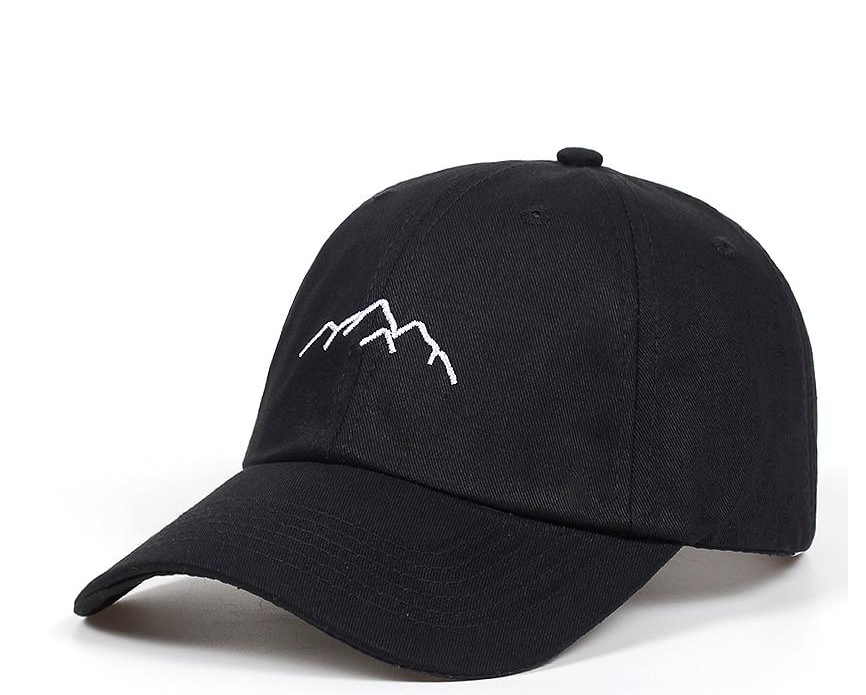 Casquette de baseball montagne brodée