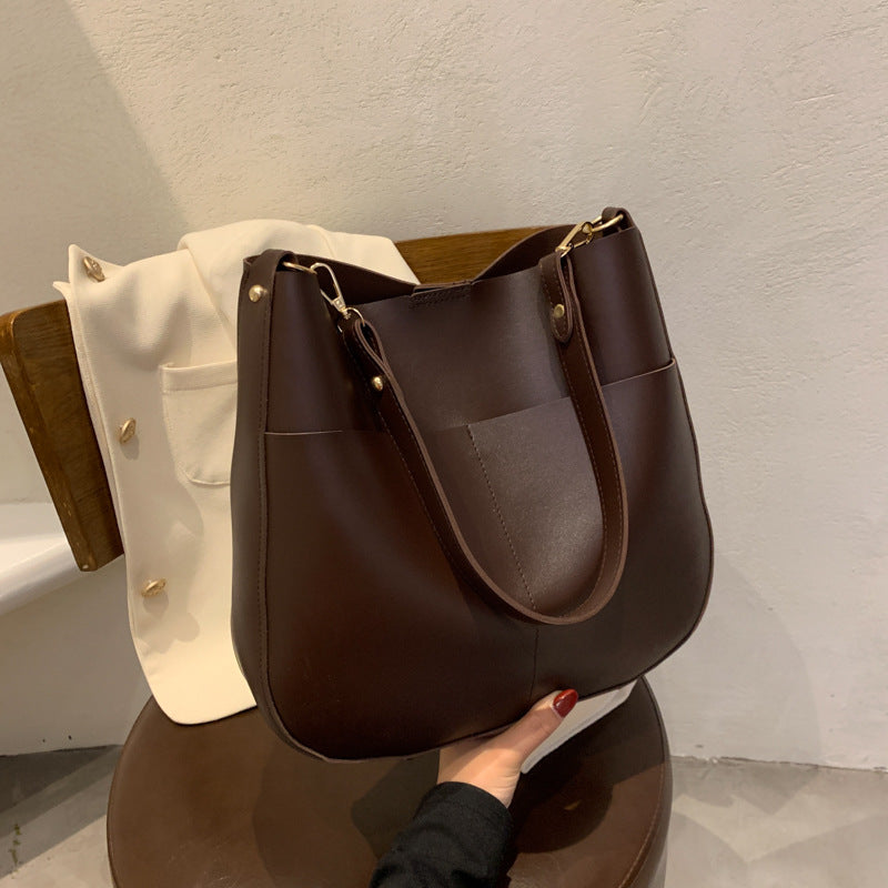 Sac fourre tout bandoulière élégant pour femme