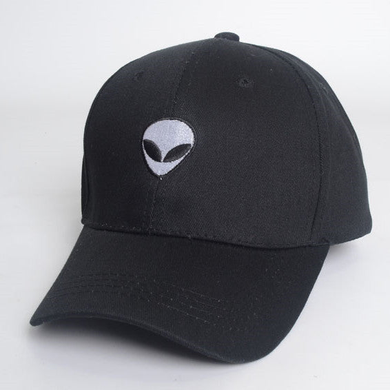 Casquette de baseball brodée motif alien