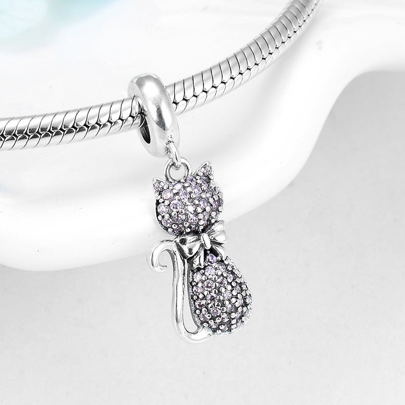 Collier avec chat en argent et zircon