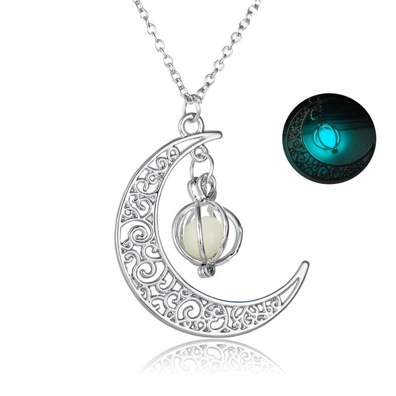 Collier phosphorescent à croissant de lune ou tortue