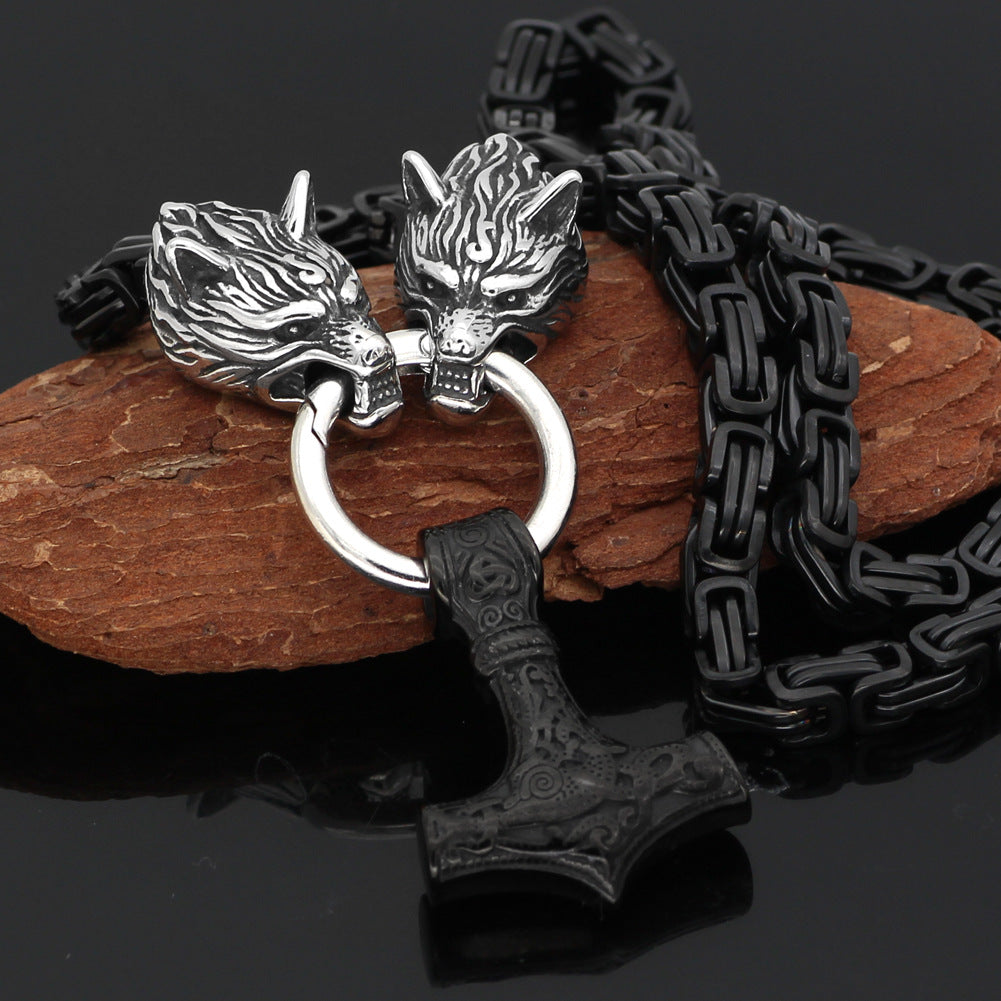 Collier de chaîne noire orné de têtes loup argentées, pendentif marteau de Thor noir