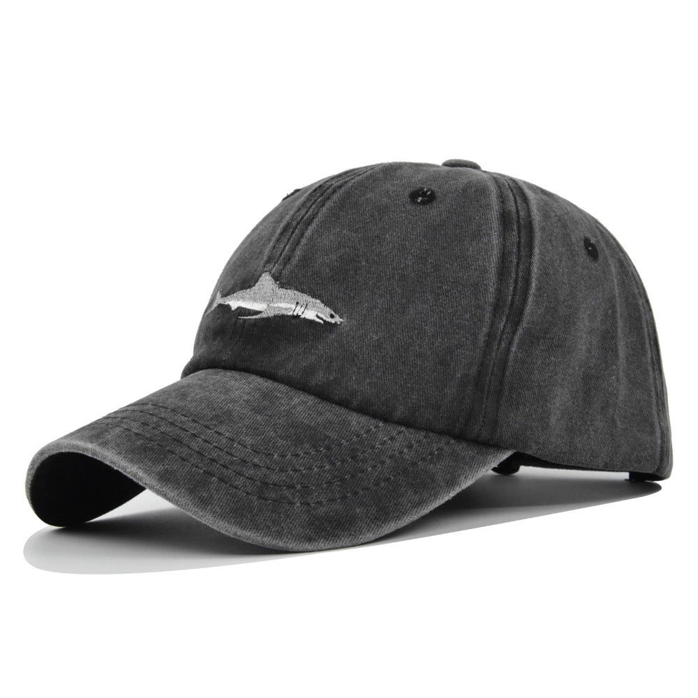 Casquette de baseball motif requin